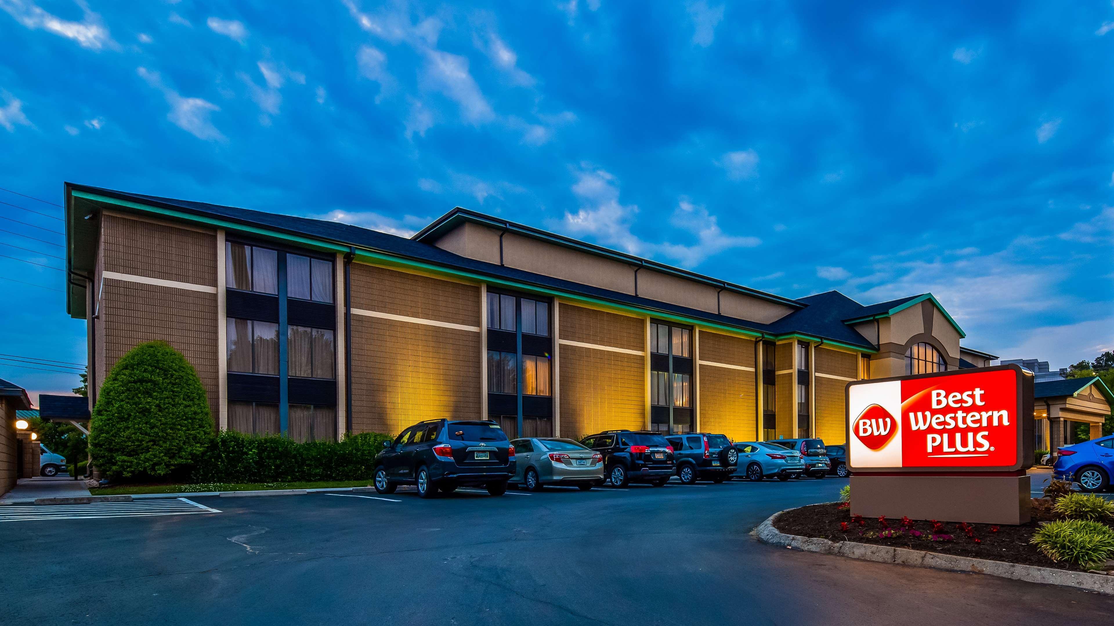 Best Western Plus Knoxville Cedar Bluff Exterior foto